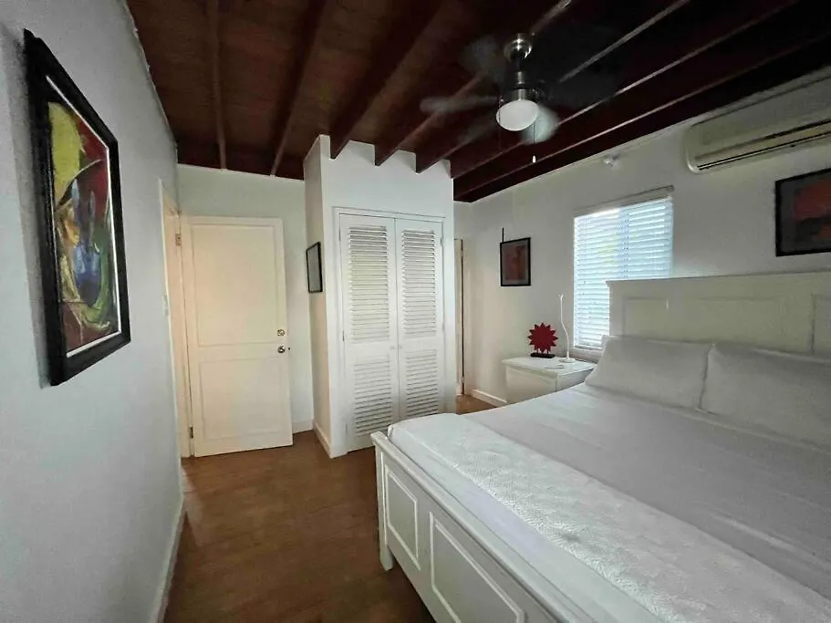 Villa Na Penda-Oasis @ Point Village, Negril