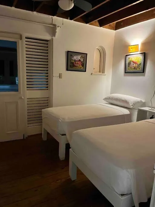 Villa Na Penda-Oasis @ Point Village, Negril