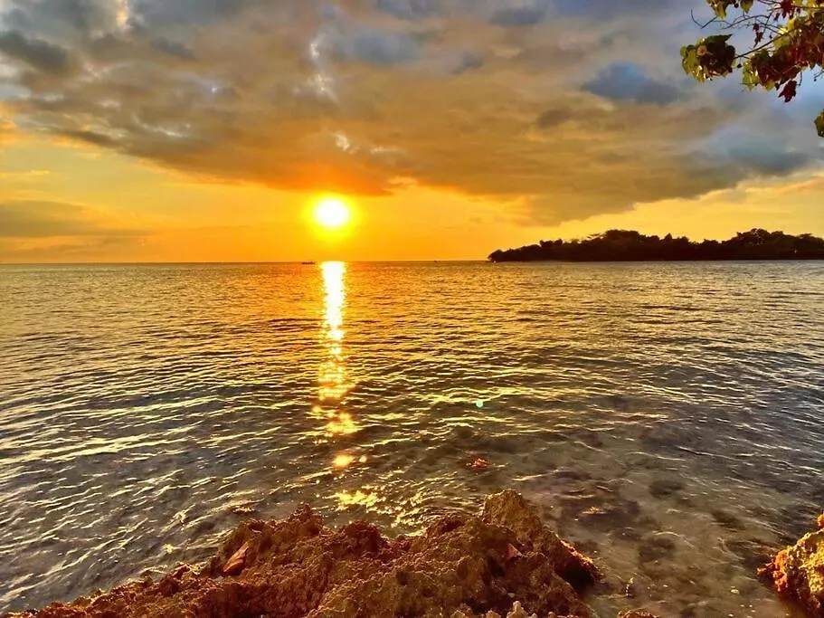 Villa Na Penda-Oasis @ Point Village, Negril